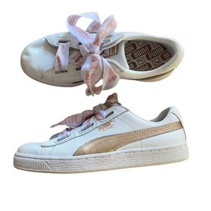 Puma Leather Basket Heart Sneaker Kicks Women’s Size 9.5